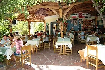 Montebello Deluxe Otel 3*